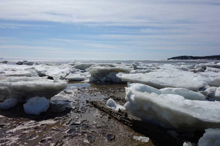 Chequessett-Neck-Icebergs,-Wellfleet-Harbor,-Cape-Cod-MA,-2015