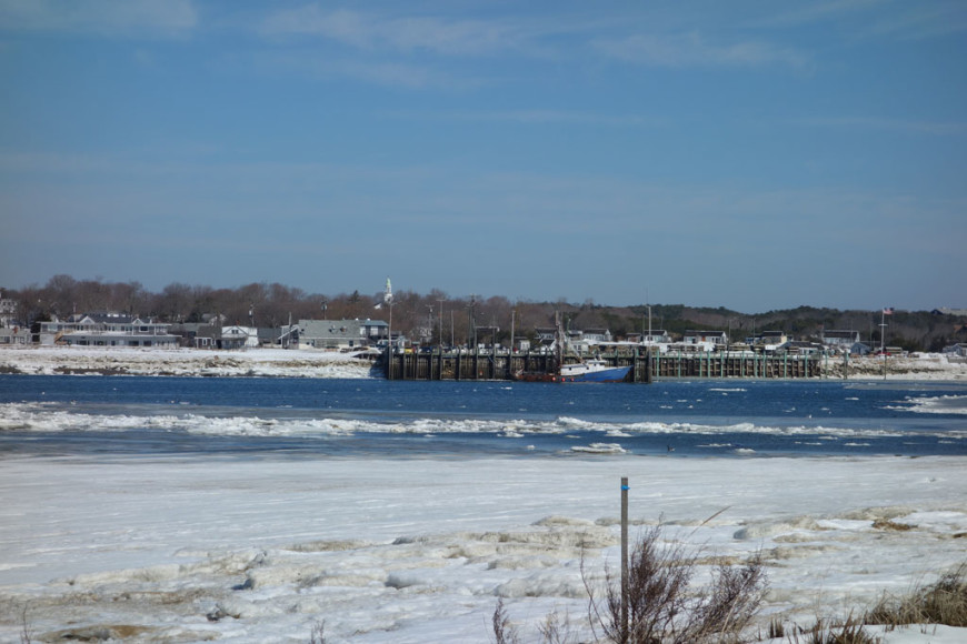 Wellfleet-Harbor-Ice-Breaking-Up,-Cape-Cod,-MA-March-2015