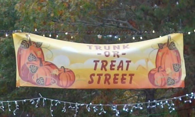 Wellfleet-Trunk-or-Treat-Street, Cape Cod